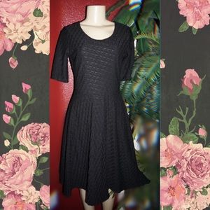 Bella Bird black dress size Medium
